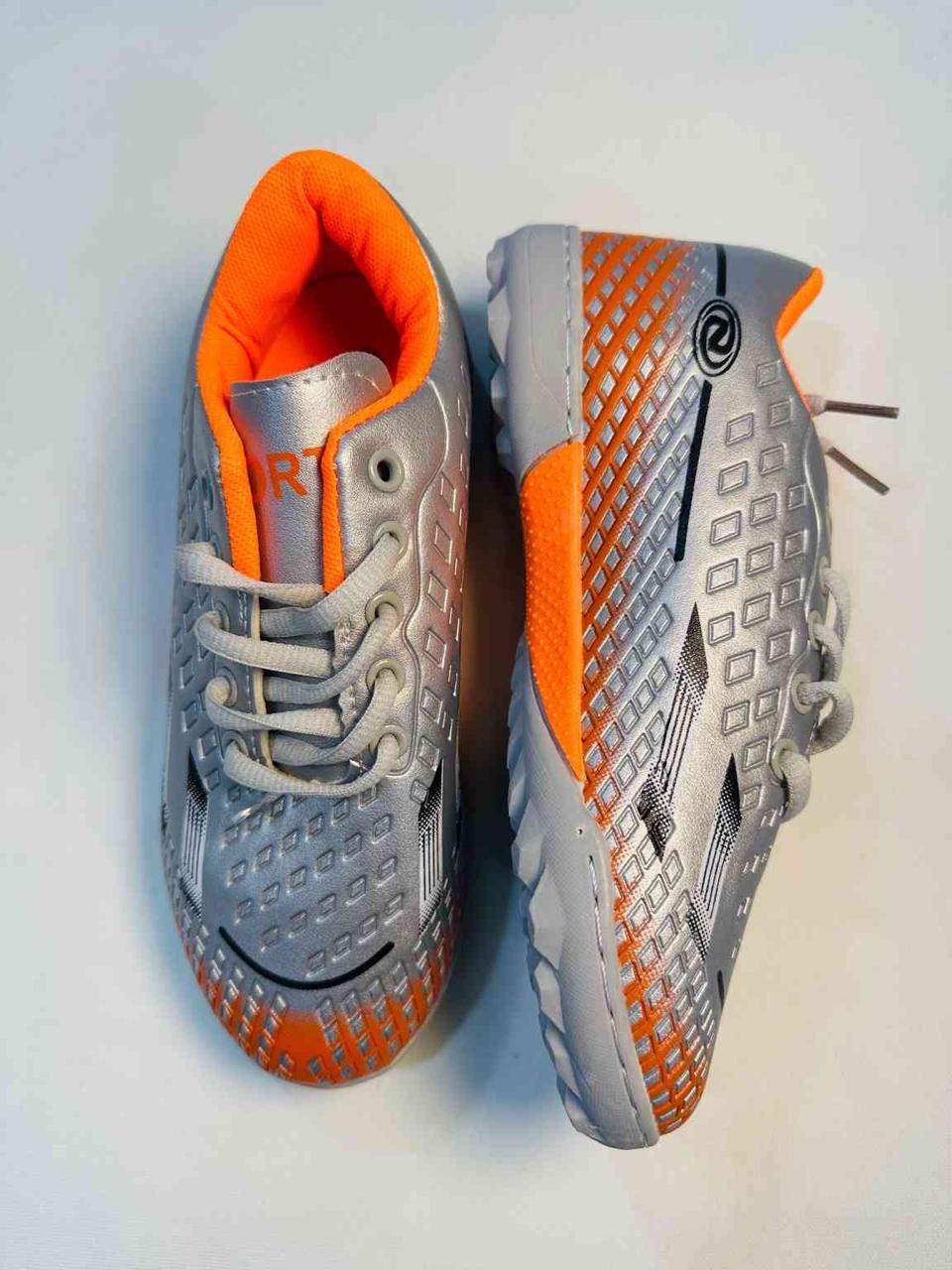 Football-Shoes