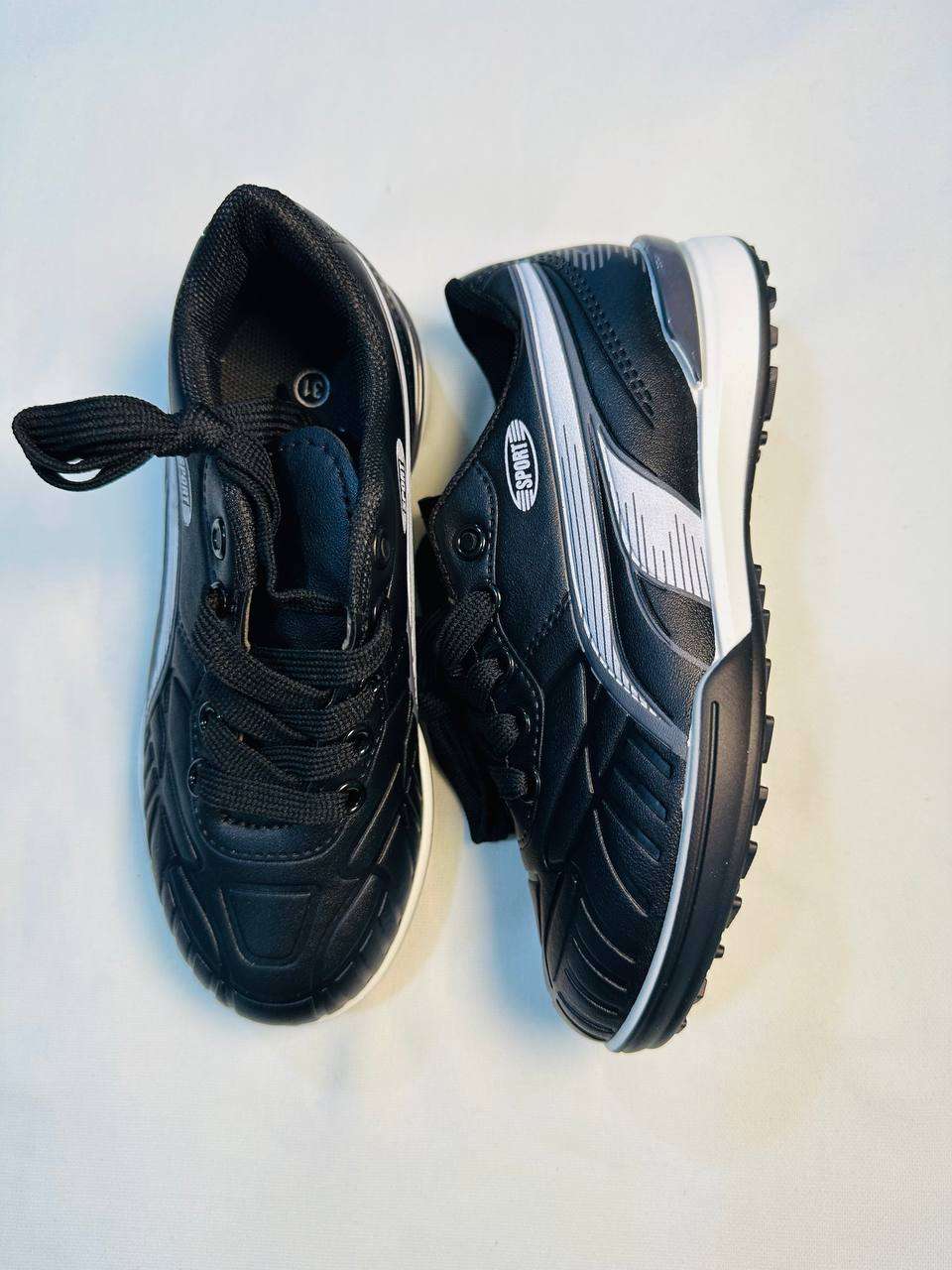 Football-Shoes